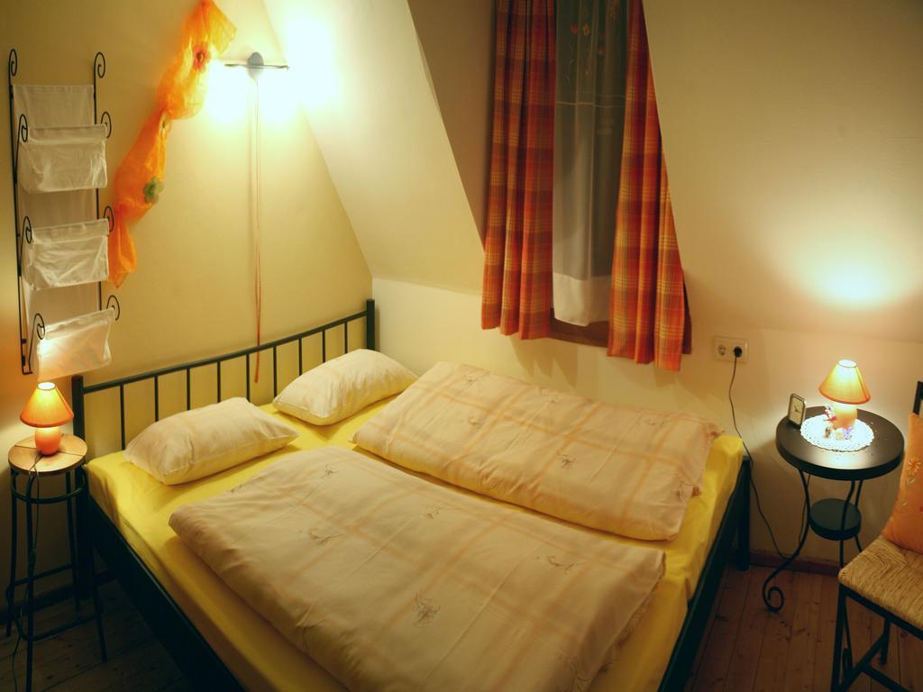 Worners Schloss Weingut & Wellness-Hotel Prichsenstadt Esterno foto