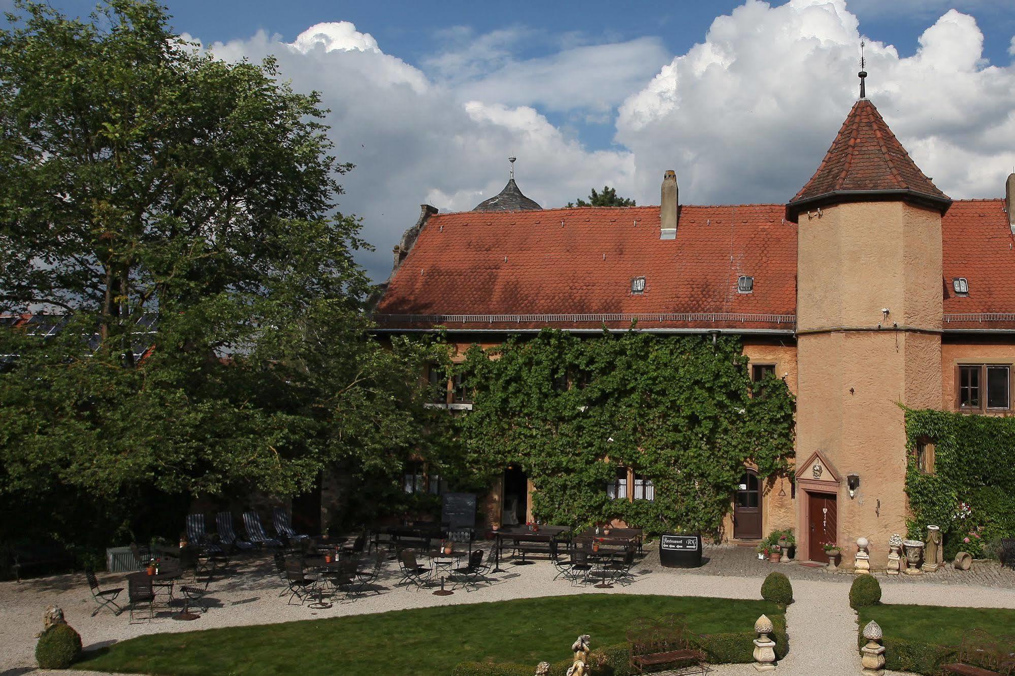 Worners Schloss Weingut & Wellness-Hotel Prichsenstadt Esterno foto